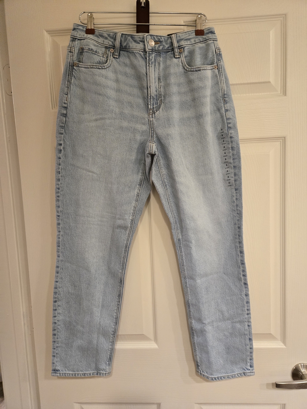 American Eagle Outfitters Light Blue Strigid High-Rise Mom Jeans